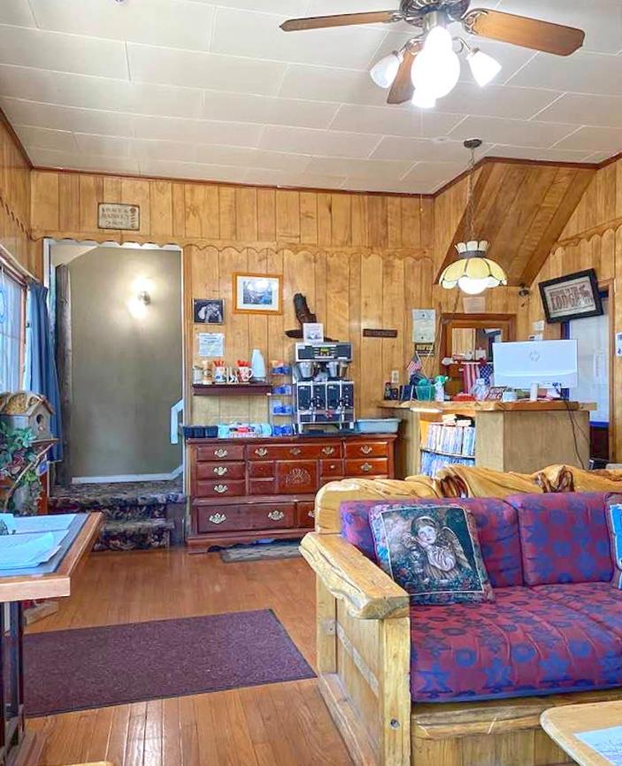 Dawson House Lodge Шемоулт Екстер'єр фото